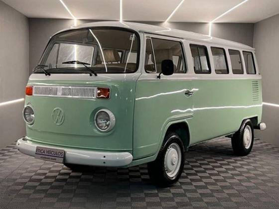 VOLKSWAGEN KOMBI 1.6 STD 8V GASOLINA 3P MANUAL
